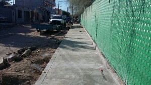 Inicia la construcción de banquetas en la calle Teotihuacán-5