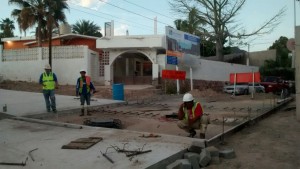 Tiro de Concreto en crucero Miguel Liera Ibarra y Francisco Cota Moreno