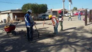 calle Felipe Angeles tambien se esta iniciando en sus trabajos de saneamiento