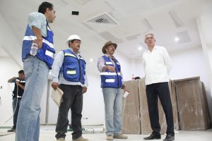 SE REVISAN YA LOS ULTIMOS DETALLES DE LA CONSTRUCCION DEL NUEVO EDIFICIO...
